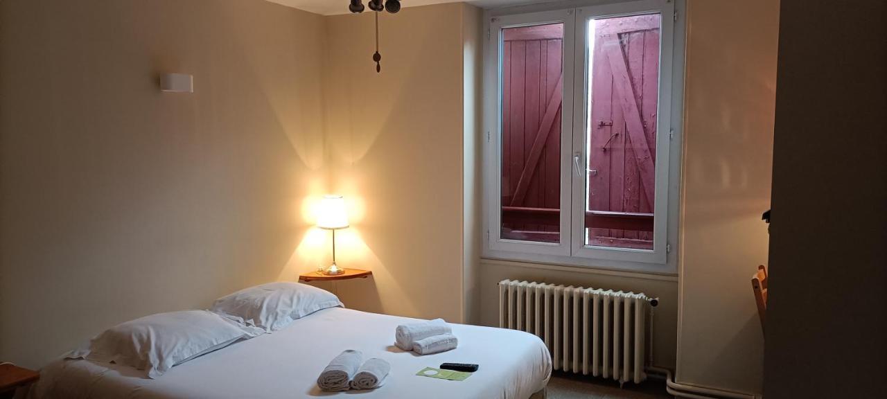 Saint-Sozy Logis Hotel Grangier מראה חיצוני תמונה